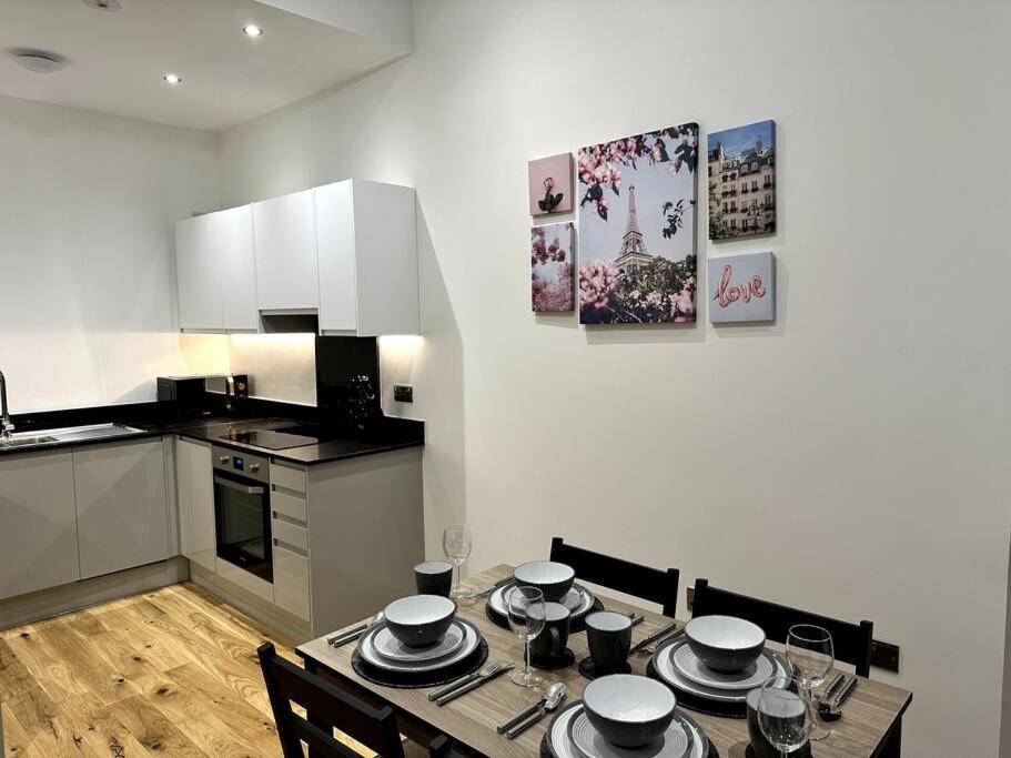 Spacious And Elegant Apartment Birmingham Ngoại thất bức ảnh